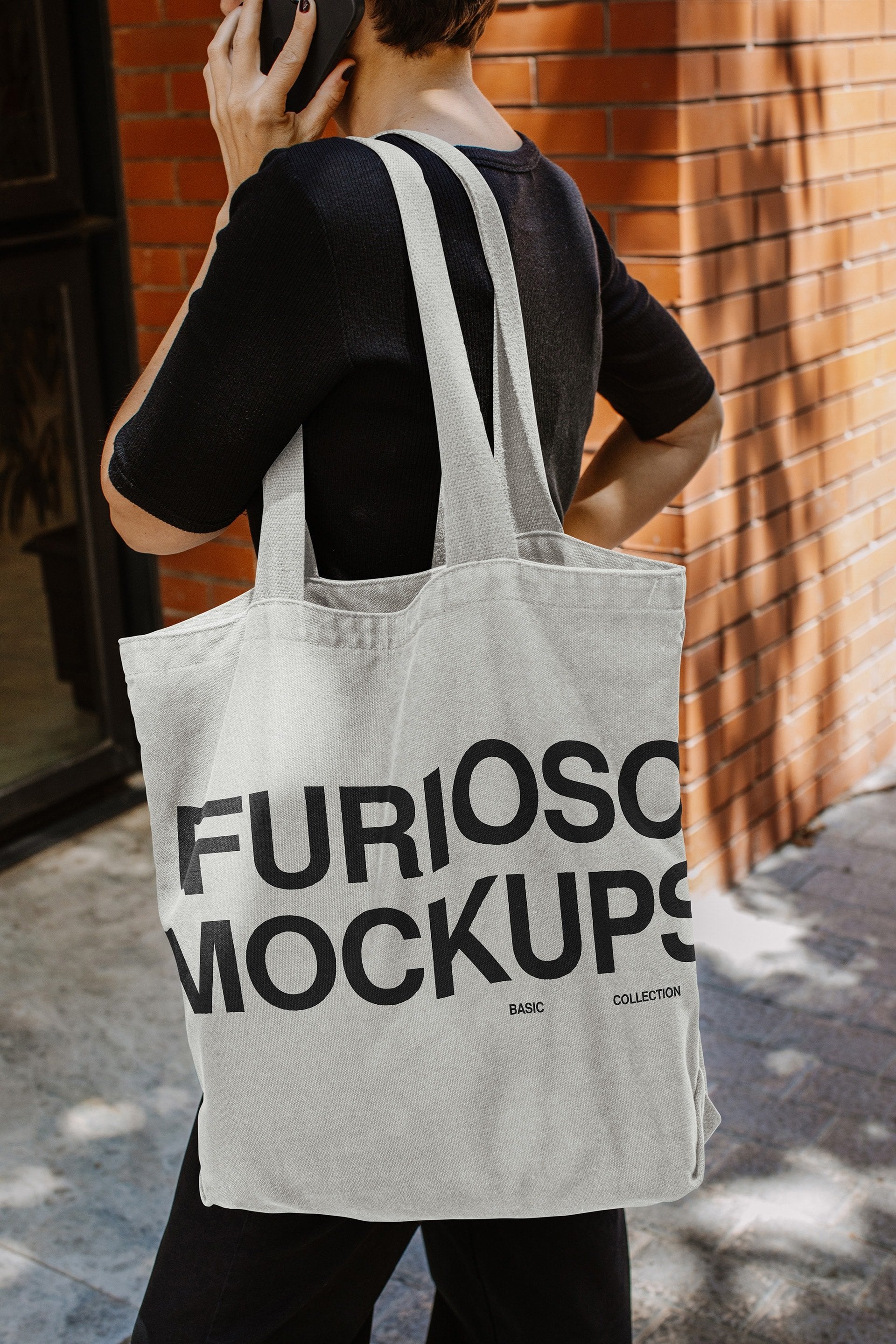 Tote Bag Mockup 09FM PSD mockup from the Basic Collection – FURIOSO