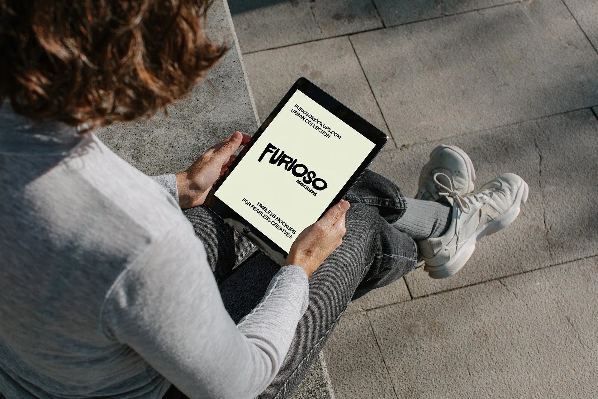 iPad Mockup 02UC PSD mockup from the Urban Collection – FURIOSO