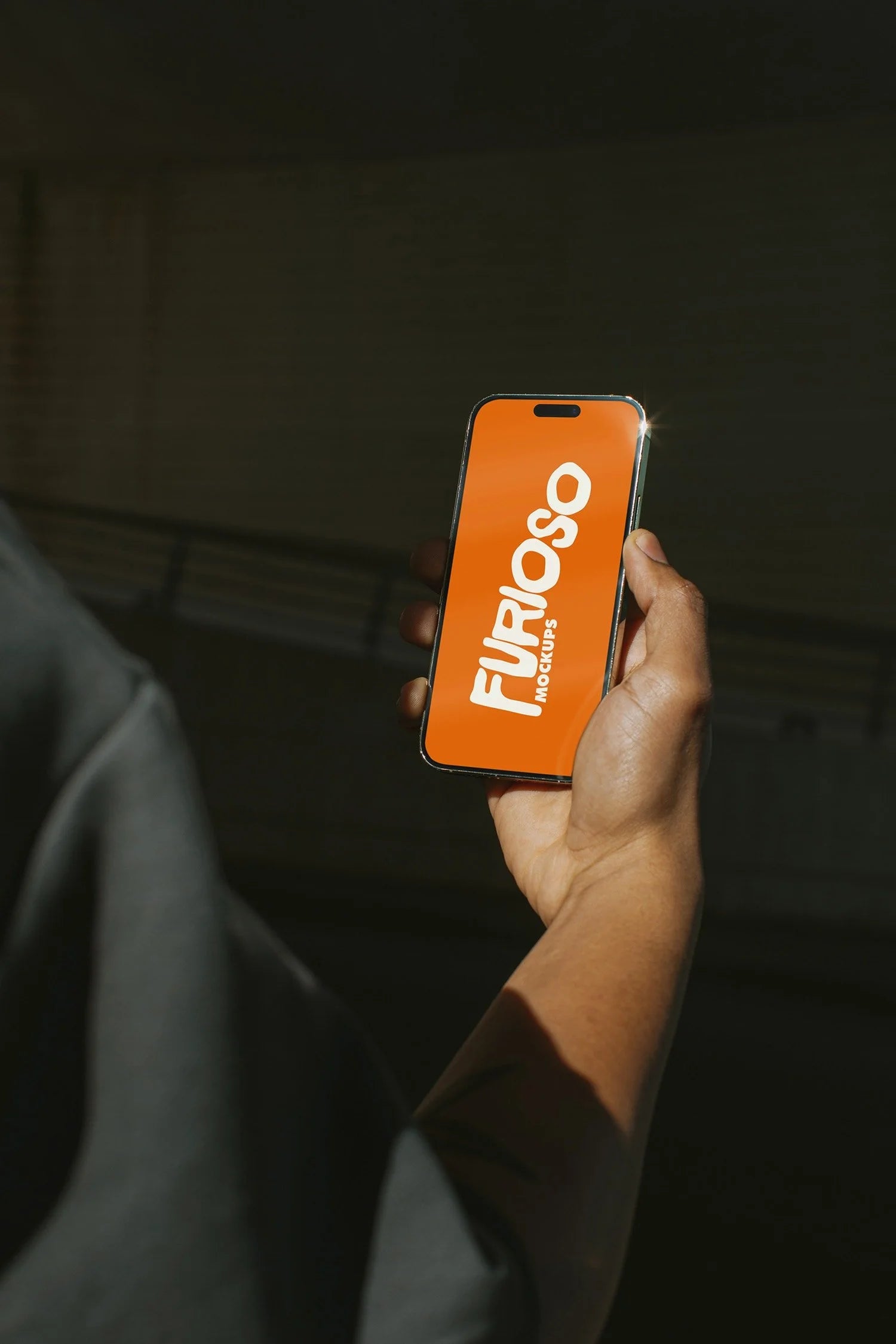 iPhone Mockup 05UC PSD mockup from the Urban Collection – FURIOSO