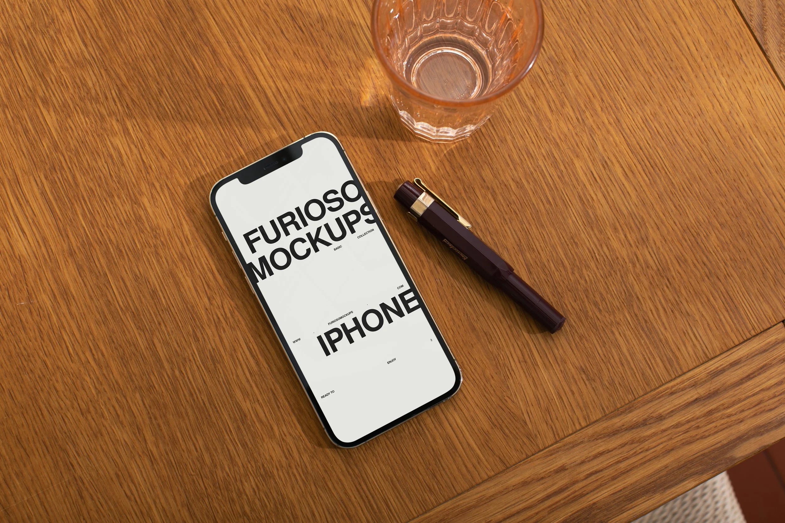 iPhone Mockup 20FM PSD mockup from the Basic Collection – FURIOSO